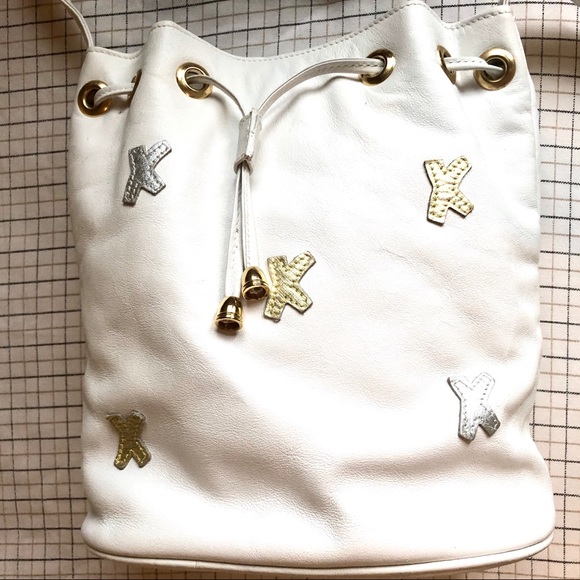 VINTAGE Paloma Picasso Bucket Bag - Picture 3 of 8